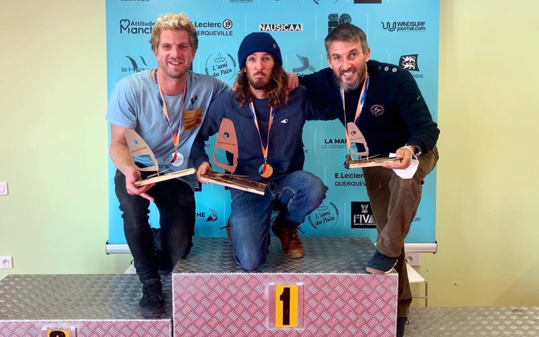 Jules DENEL  Vice Champion   De  France  De  Vagues  2021